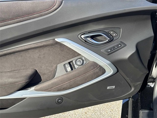 Used 2021 Chevrolet Camaro ZL1 image 13