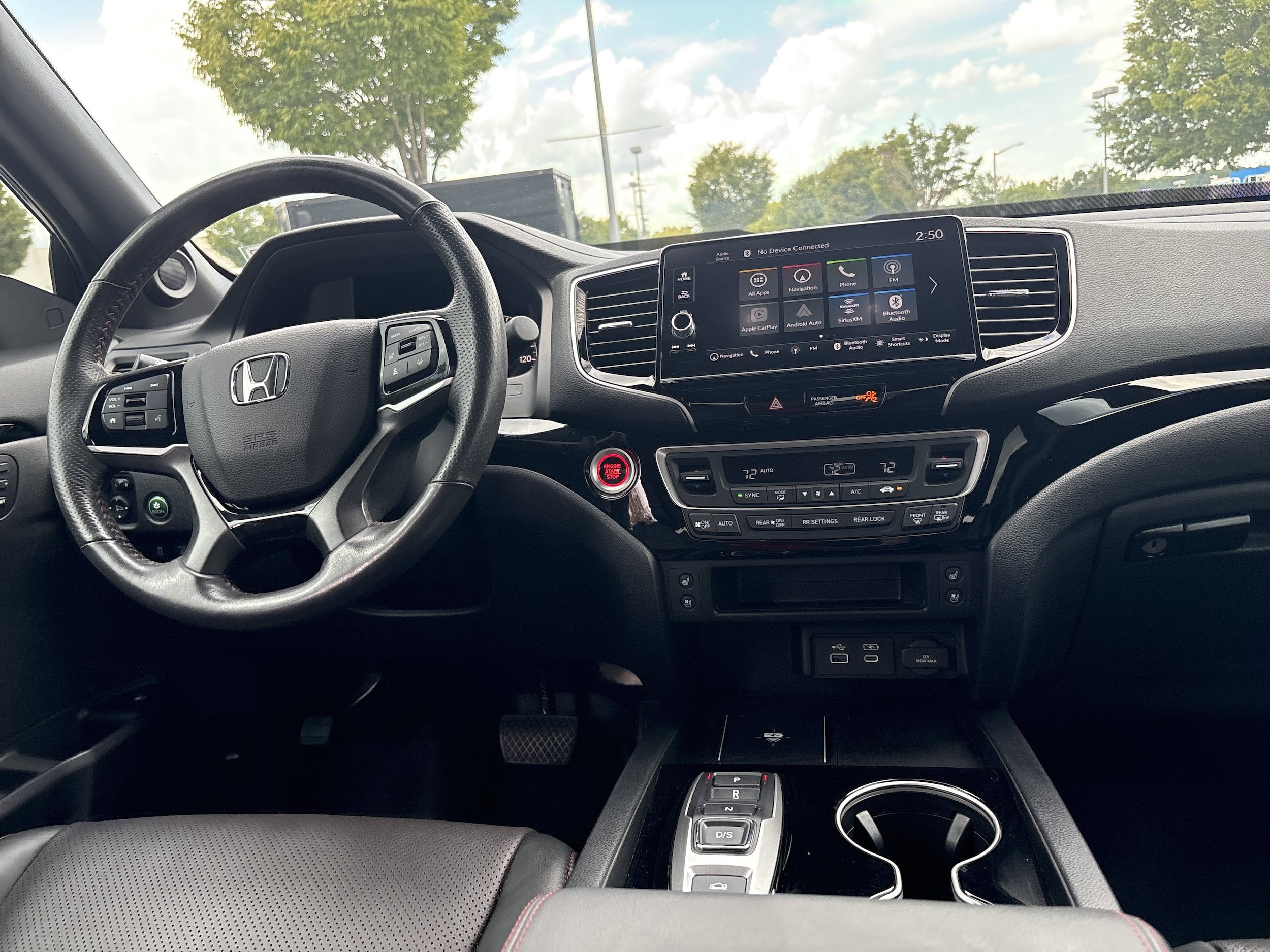 Used 2025 Honda Ridgeline Black Edition image 3