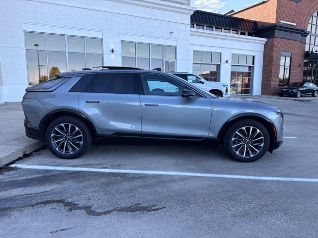 Certified 2024 Cadillac Lyriq Sport AWD/4WD image 3
