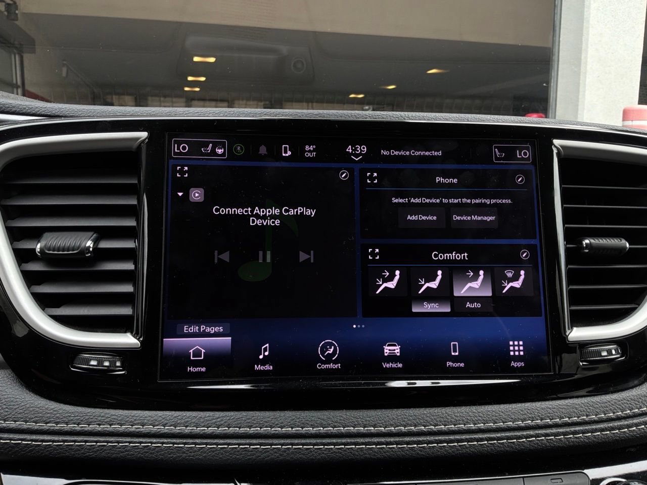 Used 2023 Chrysler Pacifica Touring-L FWD image 35