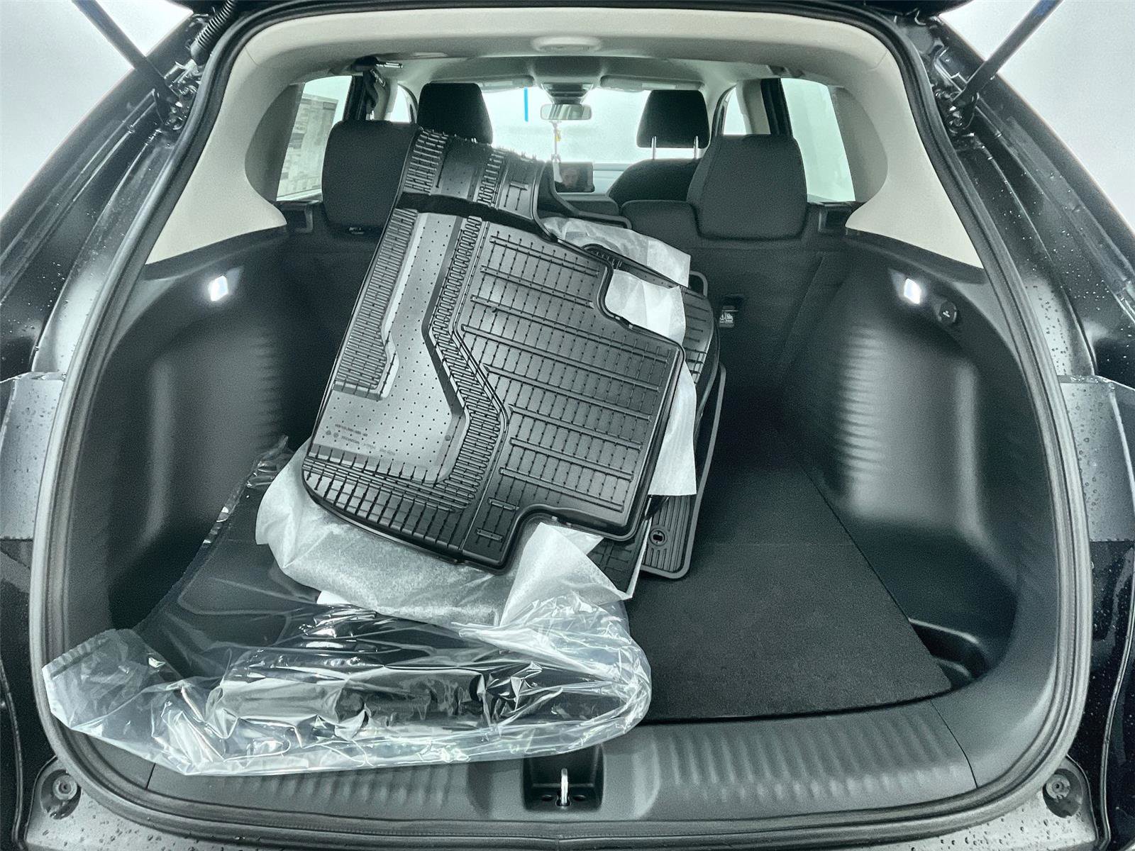 New 2026 Honda HR-V LX image 28