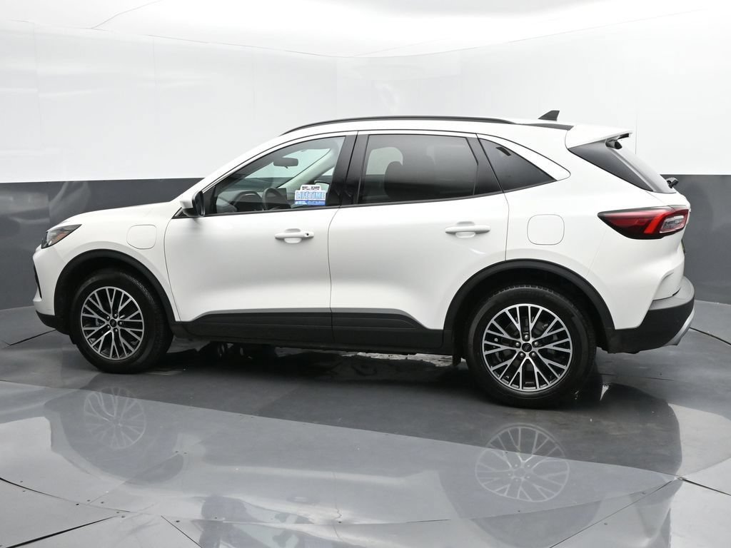 New 2024 Ford Escape SE FWD image 3