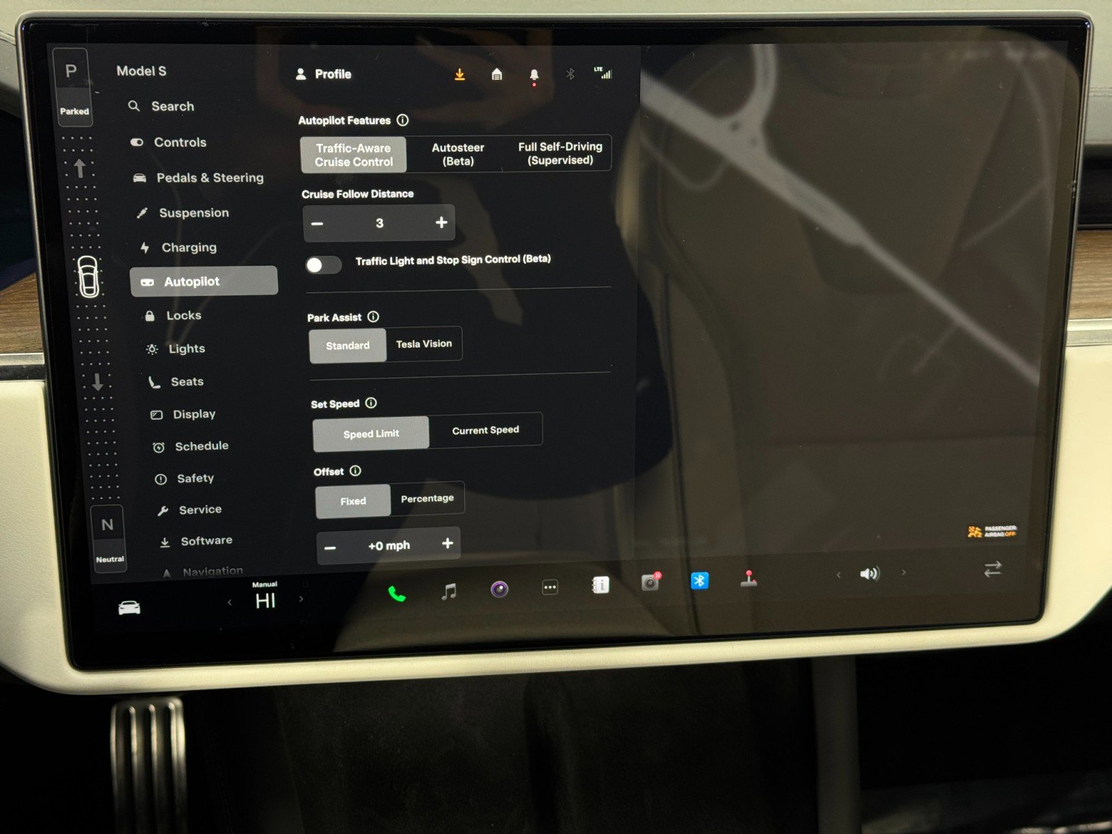 Used 2021 Tesla Model S Plaid image 25