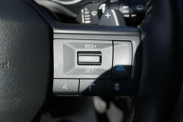 Used 2025 Nissan Rogue SV FWD image 20
