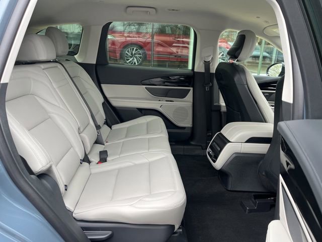 Used 2026 Lincoln Nautilus Premier image 18