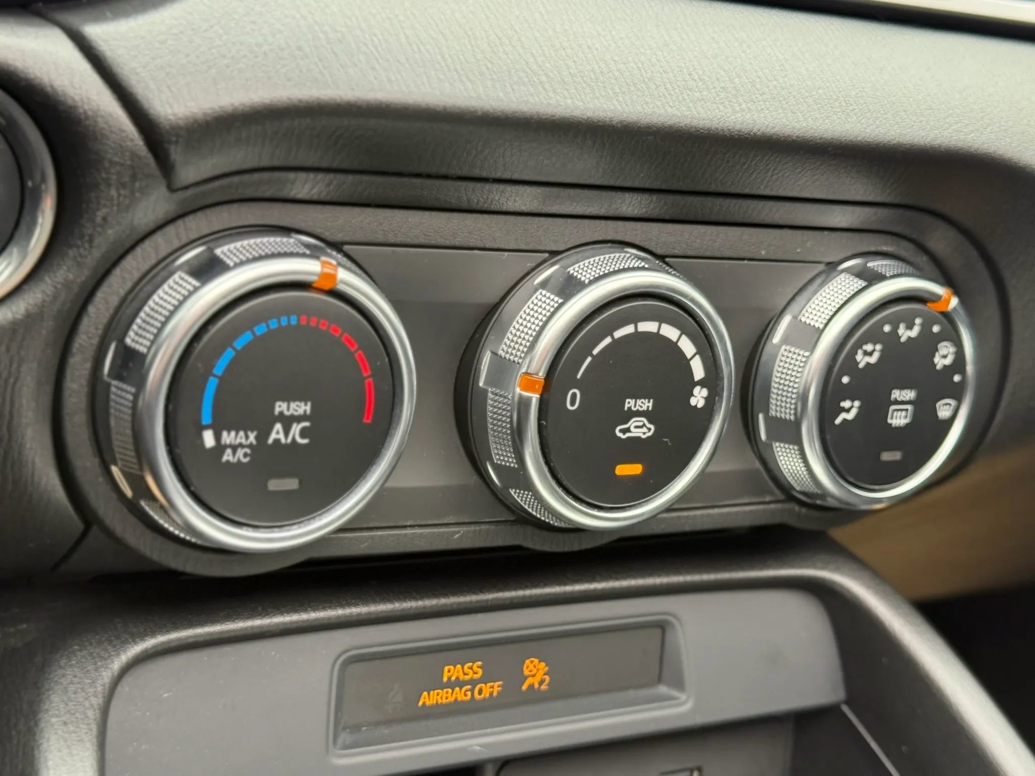 Used 2017 FIAT 124 Spider Classica image 14