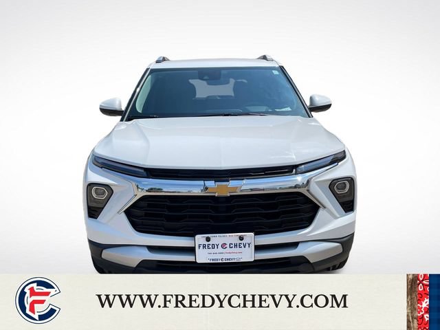 Used 2025 Chevrolet TrailBlazer LT AWD/4WD image 9