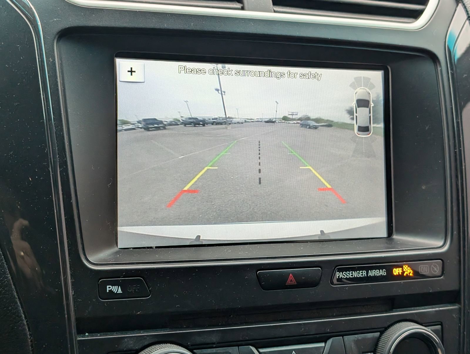 Used 2017 Ford Explorer XLT w/ Equipment Group 202A image 11