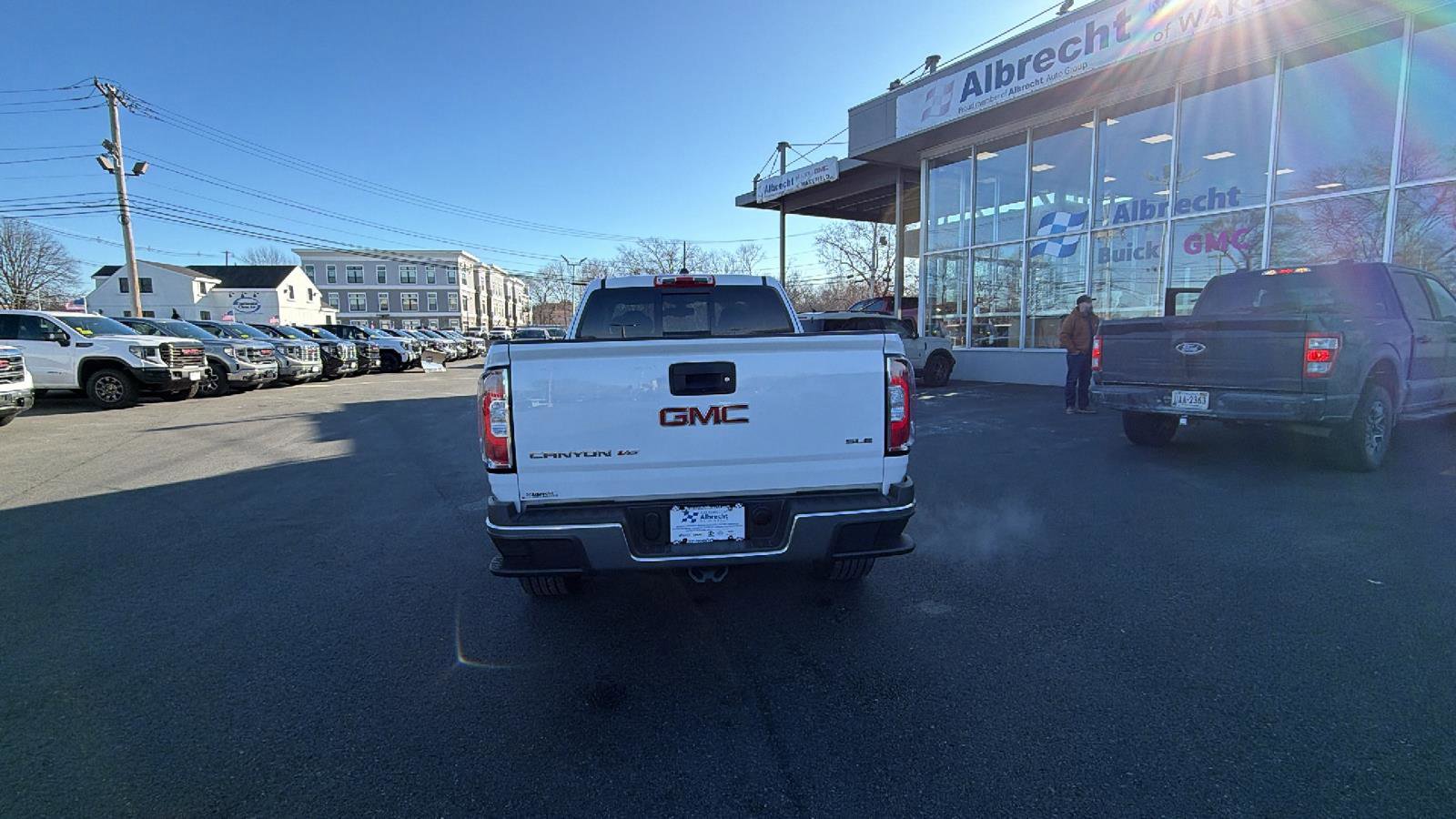 Certified 2020 GMC Canyon SLE w/ Elevation Edition image 6