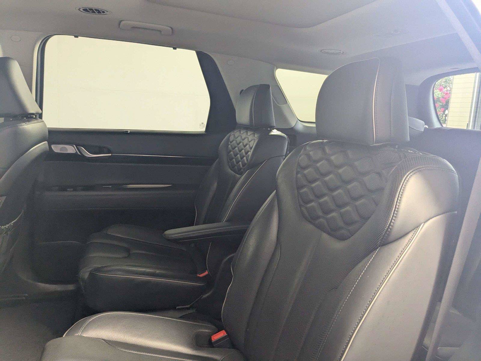 Used 2022 Hyundai Palisade Limited FWD image 34
