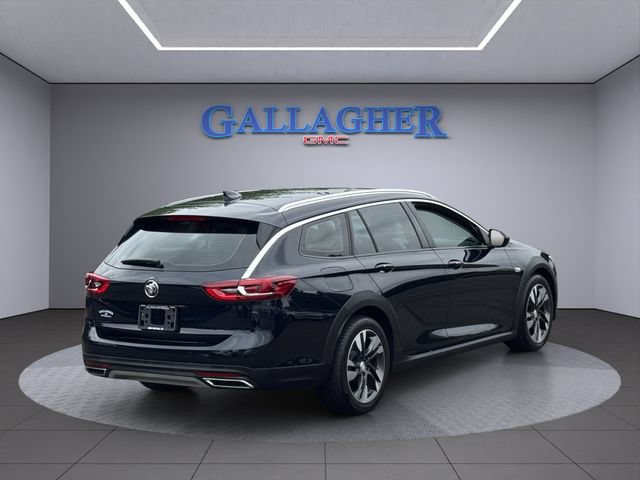 Used 2018 Buick Regal Preferred w/ Sights and Sounds Package AWD/4WD image 4