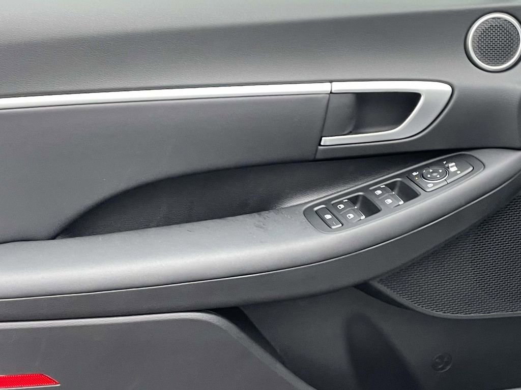 New 2026 Hyundai Sonata SEL FWD image 13
