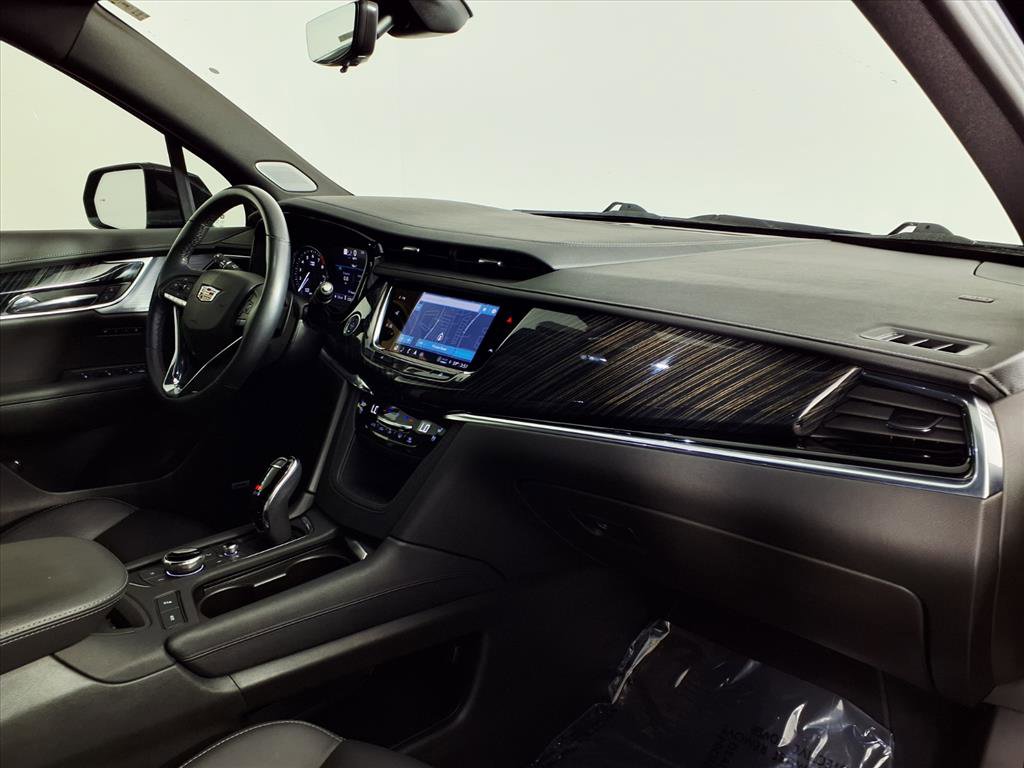 Certified 2023 Cadillac XT6 Premium Luxury w/ Technology Package image 9