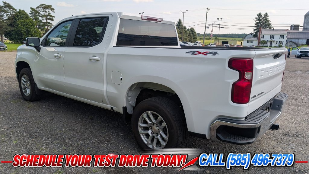 Used 2023 Chevrolet Silverado 1500 LT AWD/4WD image 4