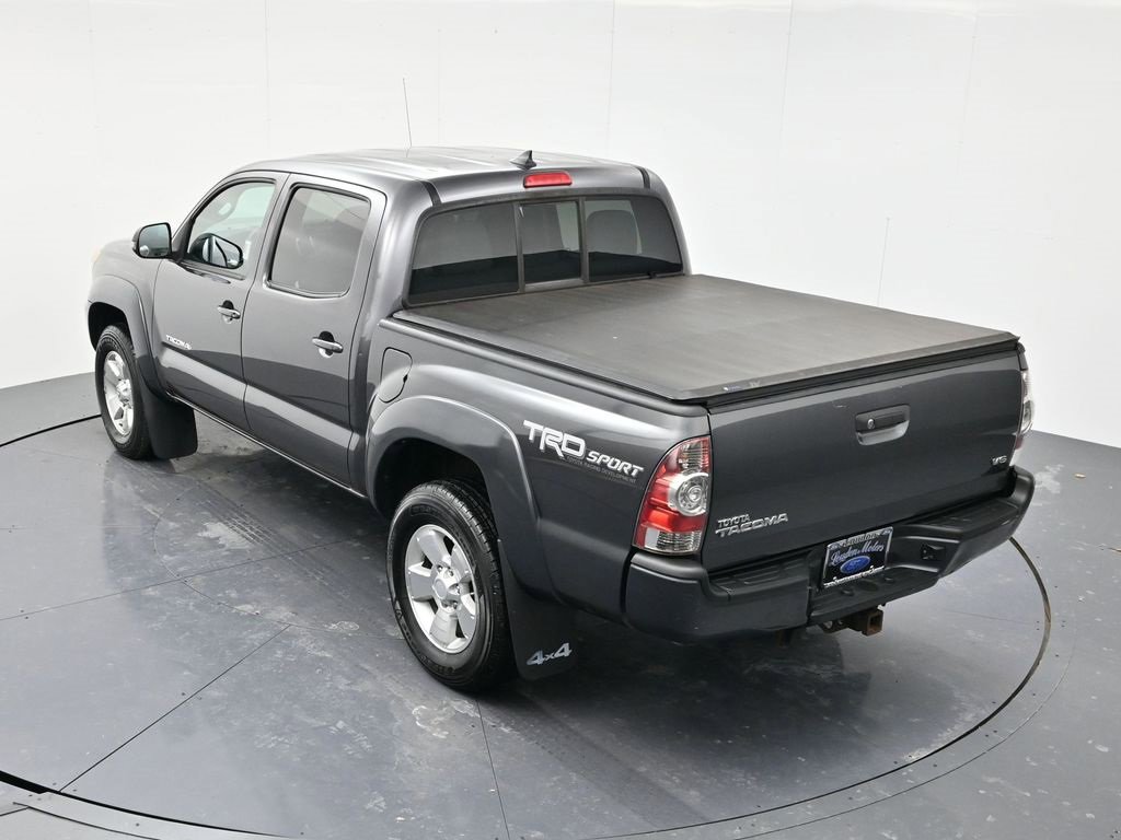 Used 2015 Toyota Tacoma Base image 41