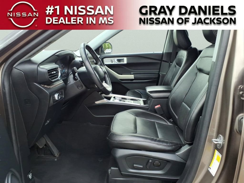 Used 2021 Ford Explorer Limited w/ Equipment Group 301A RWD image 22