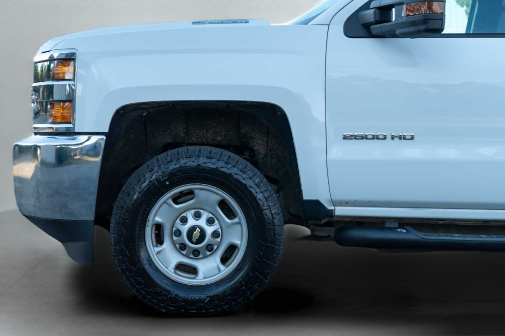 Used 2019 Chevrolet Silverado 2500 W/T w/ WT Convenience Package AWD/4WD image 10