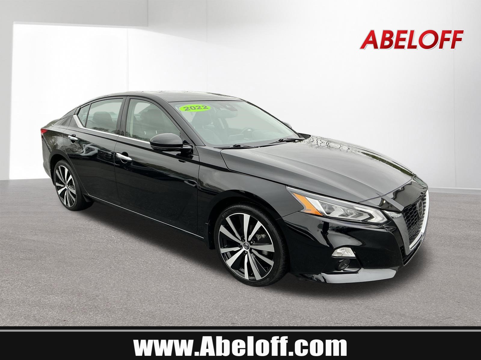 Used 2022 Nissan Altima 2.5 Platinum AWD/4WD image 1