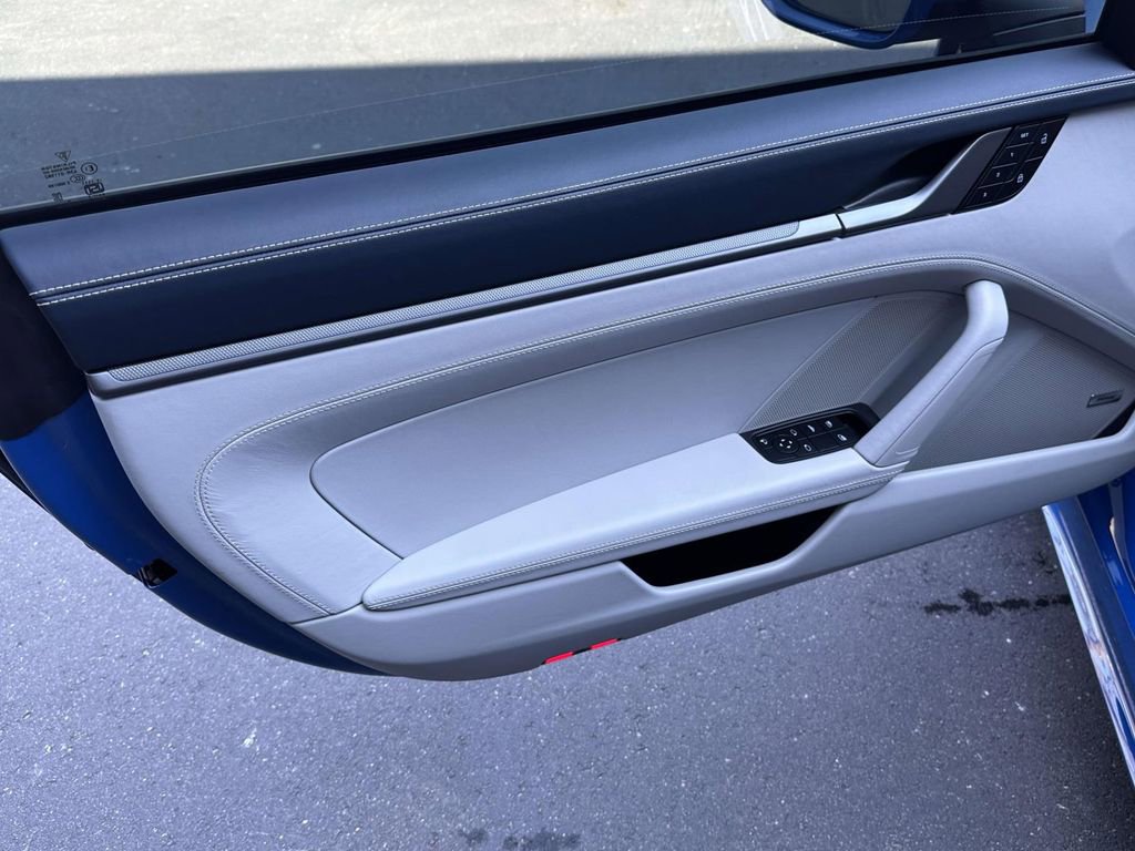 Used 2026 Porsche 911 Carrera image 14
