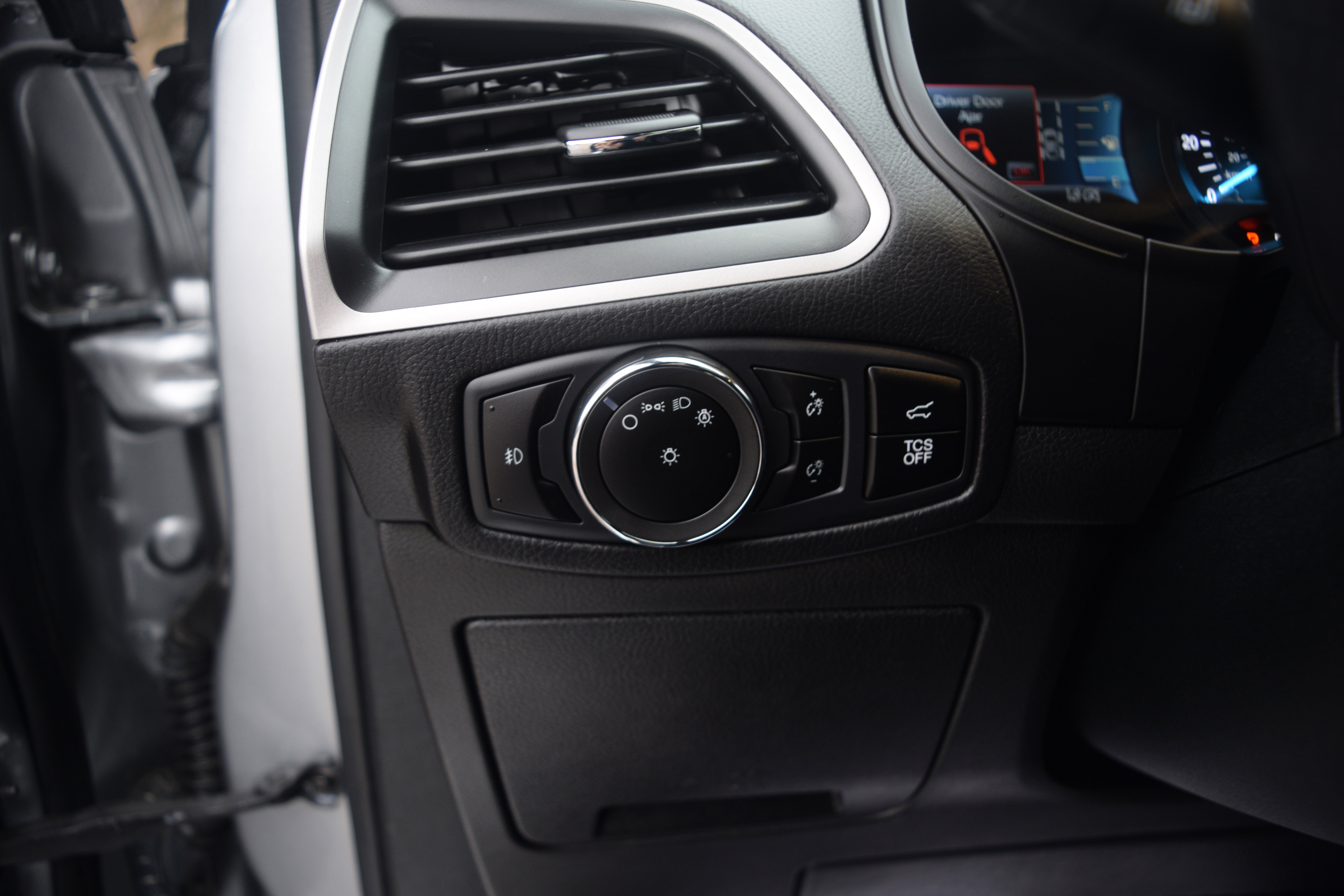 Used 2023 Ford Edge ST-Line image 7