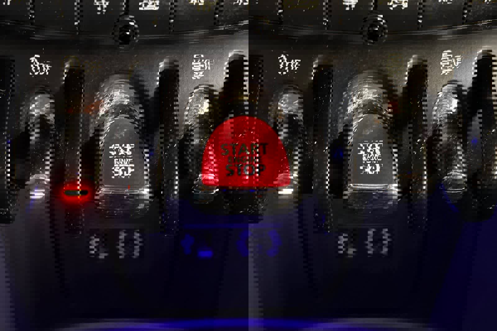 Used 2016 MINI Cooper 2-Door Hardtop image 21