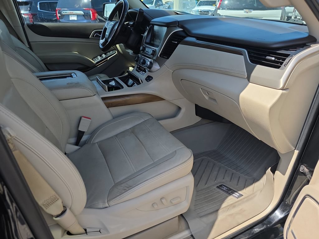 Used 2019 GMC Yukon Denali w/ Denali Ultimate Package RWD image 40