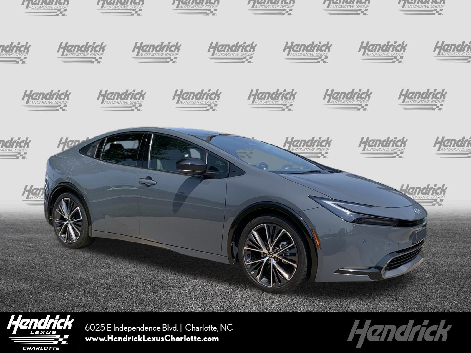 Used 2024 Toyota Prius Limited FWD image 1