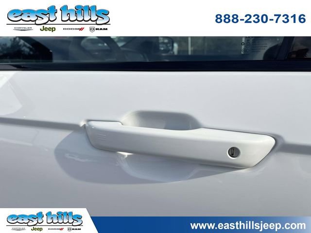 Certified 2024 Jeep Grand Cherokee Limited image 13