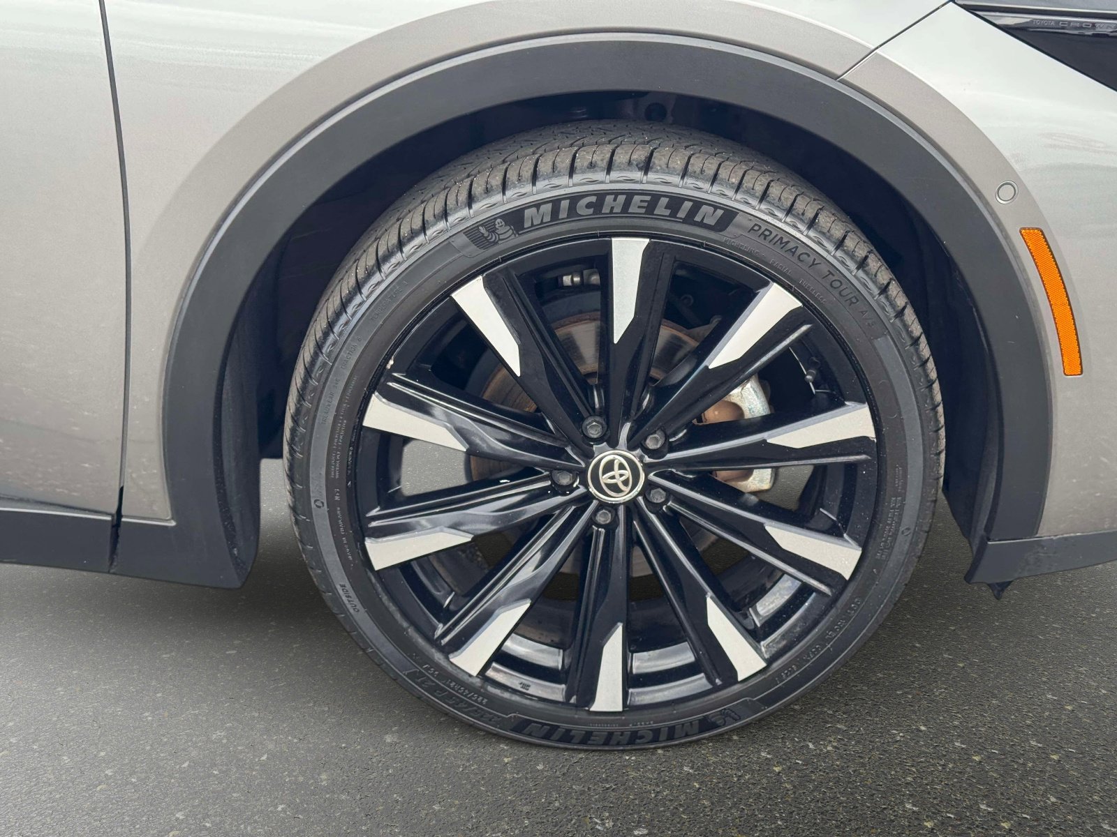 Certified 2023 Toyota Crown Platinum AWD/4WD image 8