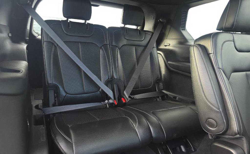 Used 2024 Jeep Grand Cherokee L Limited w/ Luxury Tech Group II image 11