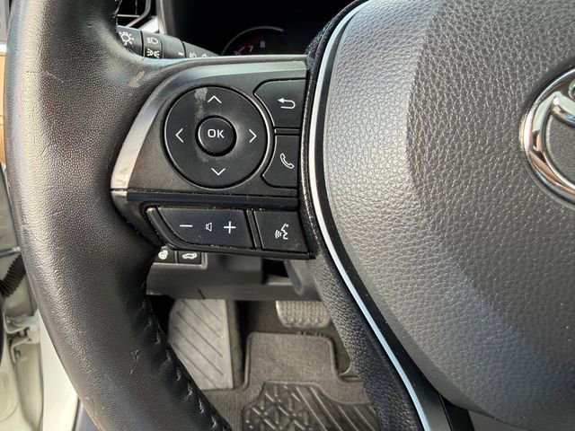 Used 2020 Toyota RAV4 Limited image 17