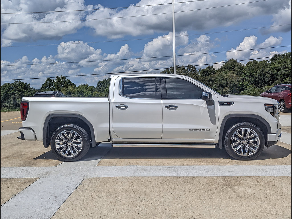 Used 2024 GMC Sierra 1500 Denali AWD/4WD image 7