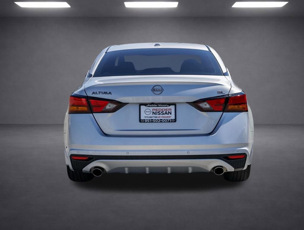 Used 2025 Nissan Altima 2.5 SL FWD image 5