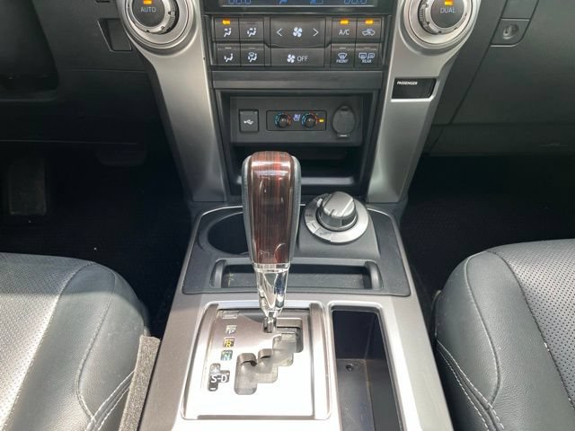 Used 2022 Toyota 4Runner Limited AWD/4WD image 24