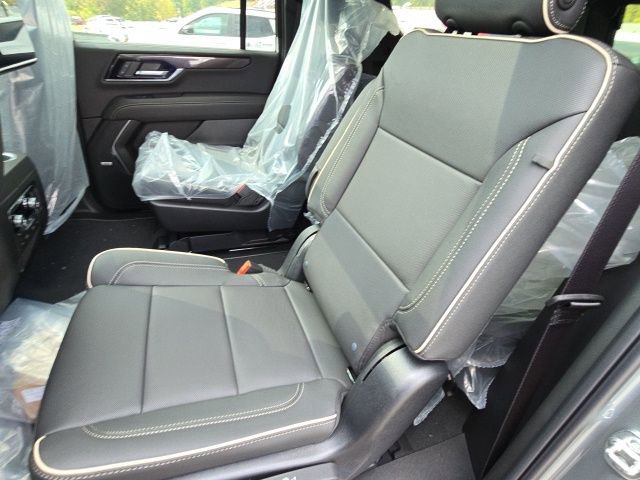 New 2026 GMC Yukon XL Elevation w/ Elevation Premium Package image 5