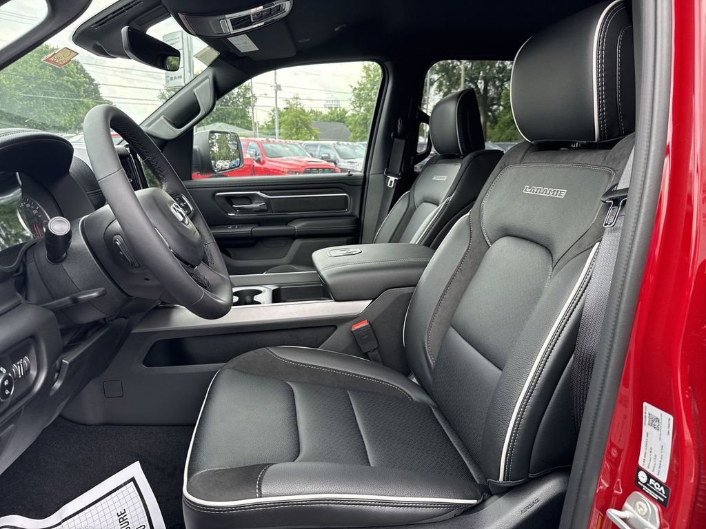 New 2026 RAM 1500 Laramie AWD/4WD image 21