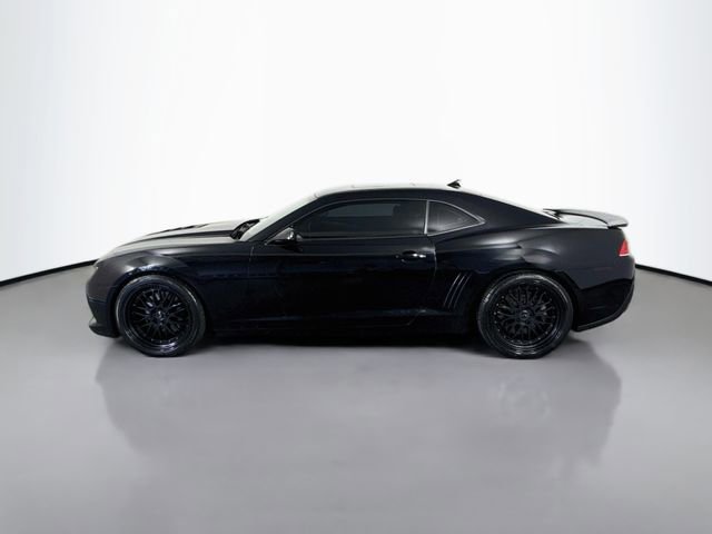 Used 2015 Chevrolet Camaro SS w/ RS Package RWD image 9