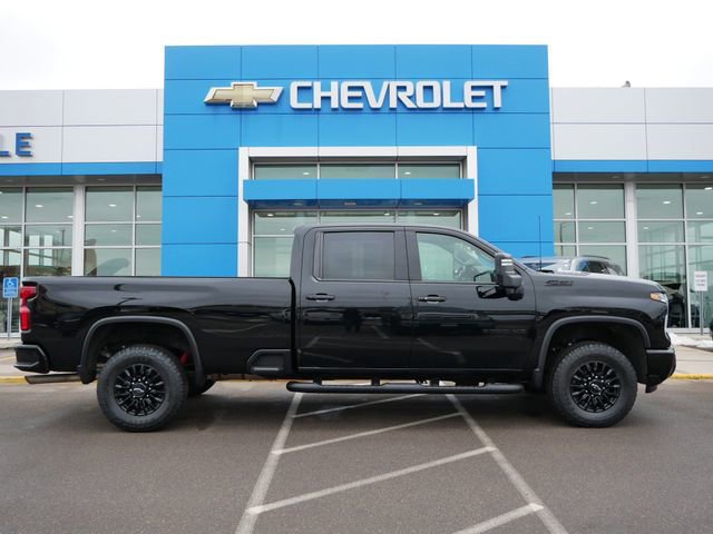 Certified 2024 Chevrolet Silverado 3500 LTZ w/ LTZ Plus Package image 25