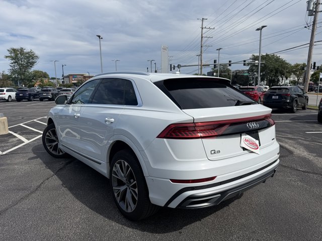 Used 2023 Audi Q8 Premium Plus AWD/4WD image 3