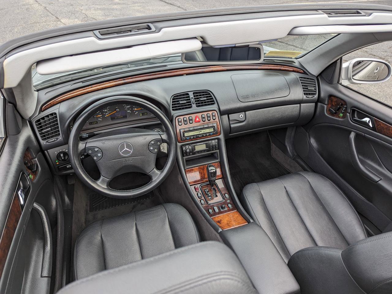 Used 2002 Mercedes-Benz CLK 320 Cabriolet image 41