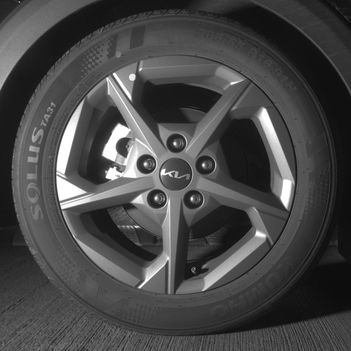 Used 2025 Kia K4 LXS image 15