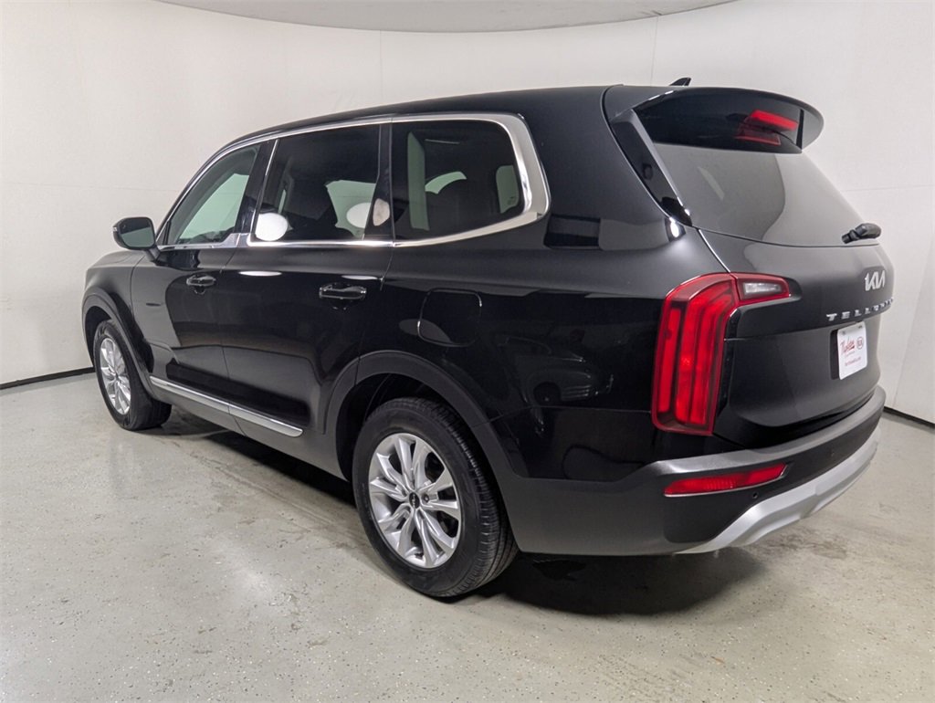 Used 2022 Kia Telluride LX image 5