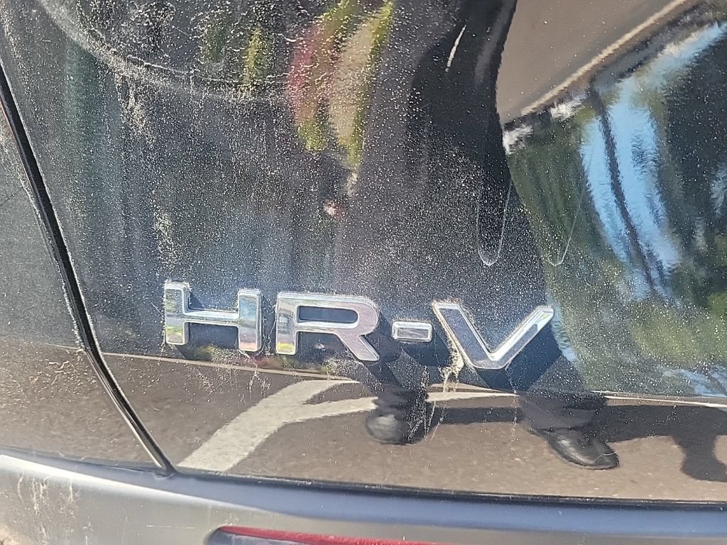 Used 2023 Honda HR-V LX image 10