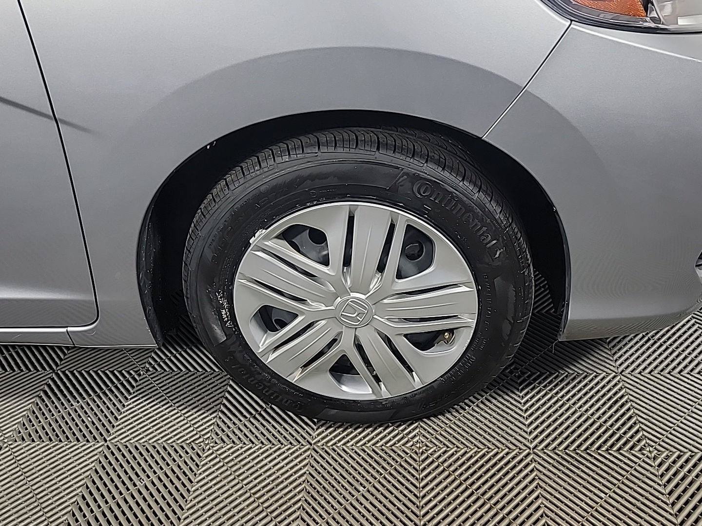 Used 2020 Honda Fit LX image 3