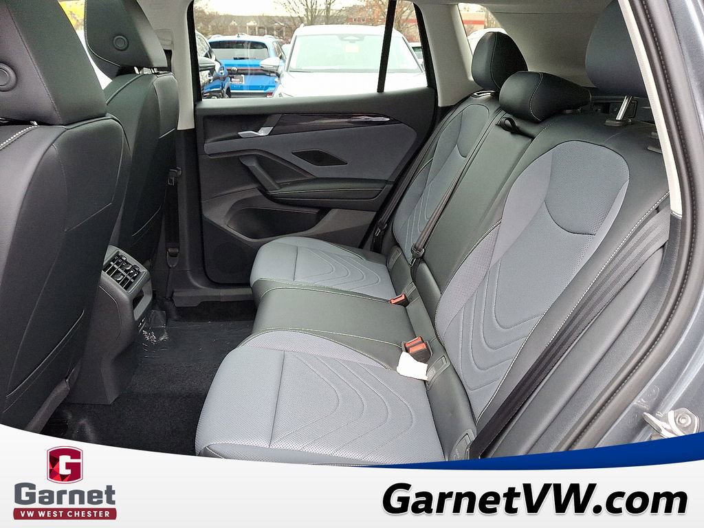 New 2026 Volkswagen Tiguan SE image 5