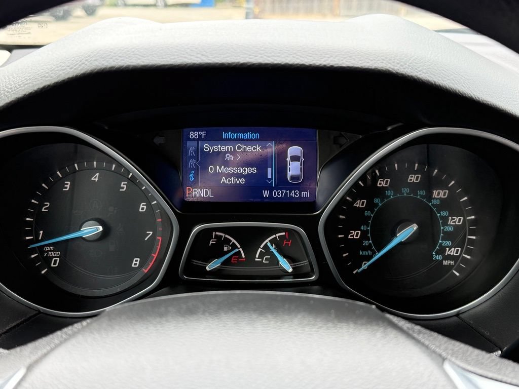 Used 2014 Ford Focus SE FWD image 30
