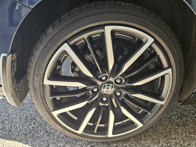Used 2025 Honda Accord Touring image 32