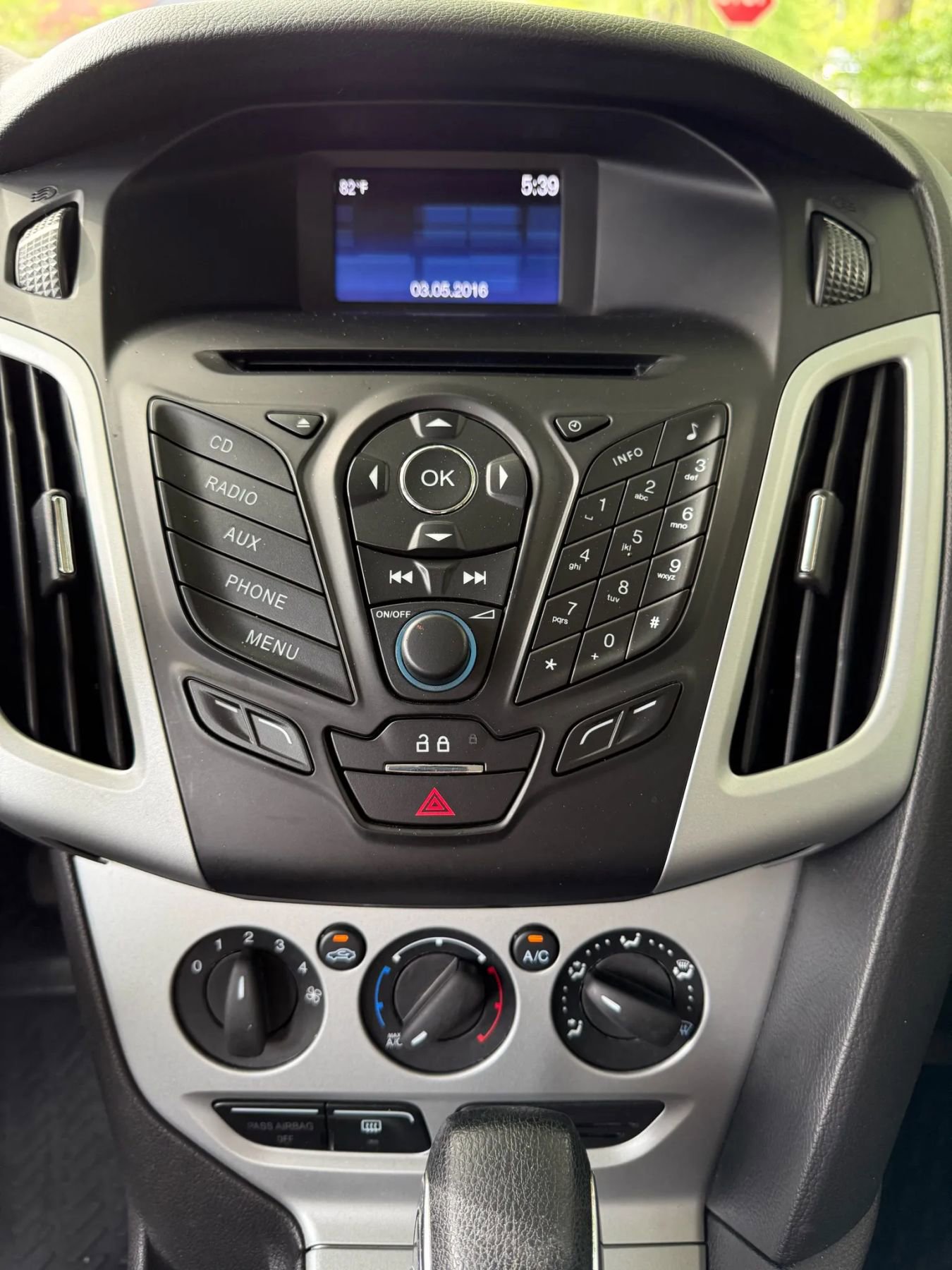 Used 2014 Ford Focus SE image 8