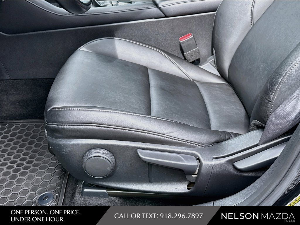 Used 2022 MAZDA MAZDA3 s FWD image 18