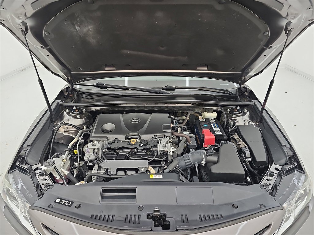 Used 2020 Toyota Camry SE image 32